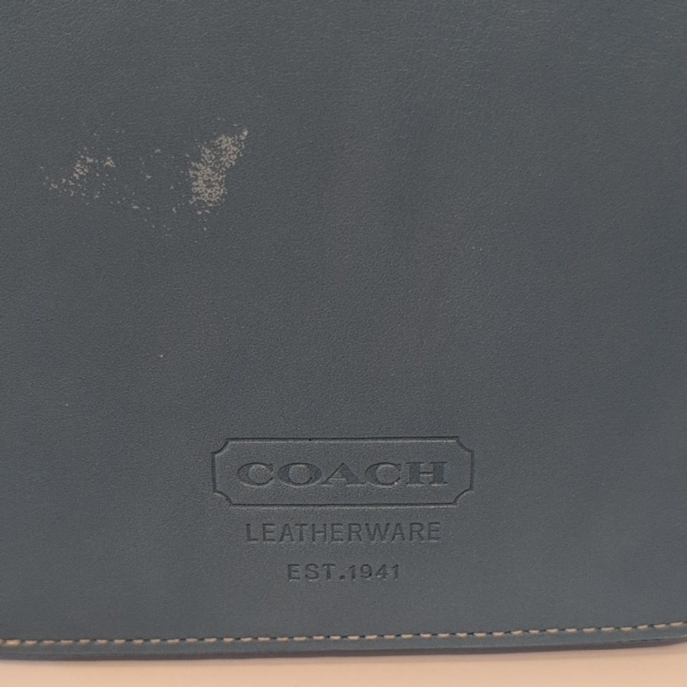 Super Soft Vintage Coach Accessory Light Blue Leather CD Case - Picture 2 of 8
